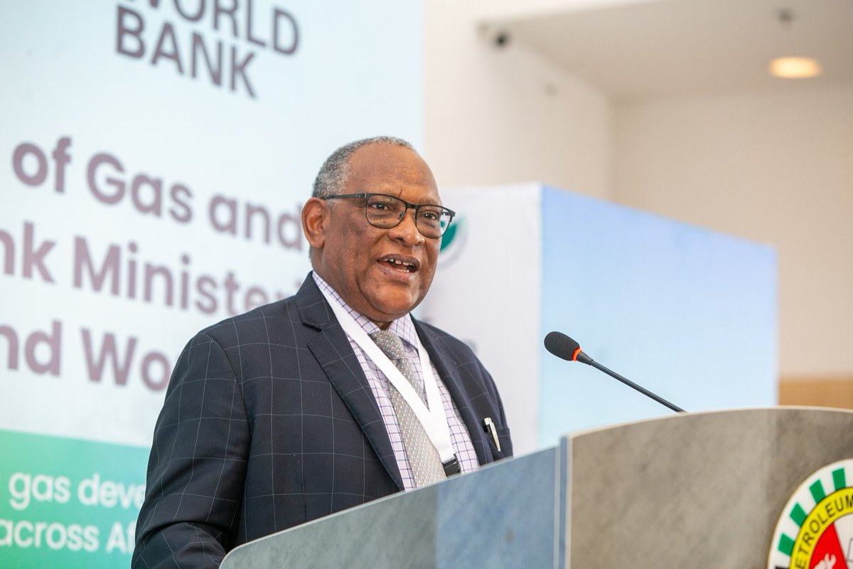 TheDecadeOfGas's tweet photo. Authority Chief Executive,Engr. Saidu Mohammed Delivered key remarks on advancing Nigeria’s gas infrastructure and regulatory framework
@nmdpra_official Nigerian Midstream and Downstream Petroleum Regulatory Authority  
 #DecadeOfGas #WorldBank #worldbankgroup #decadeofgas https://t.co/8egO9qBes4
