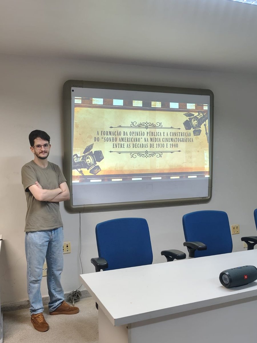 TCC apresentado 🎉🎉
Nota 10