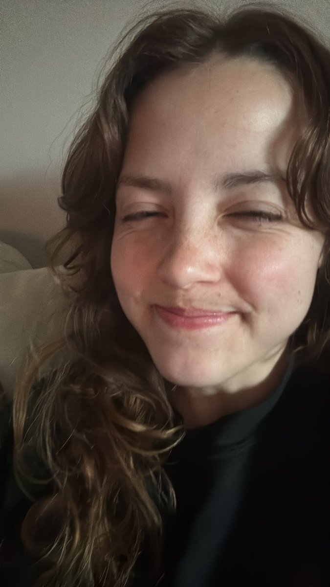 gracey !! tweet media