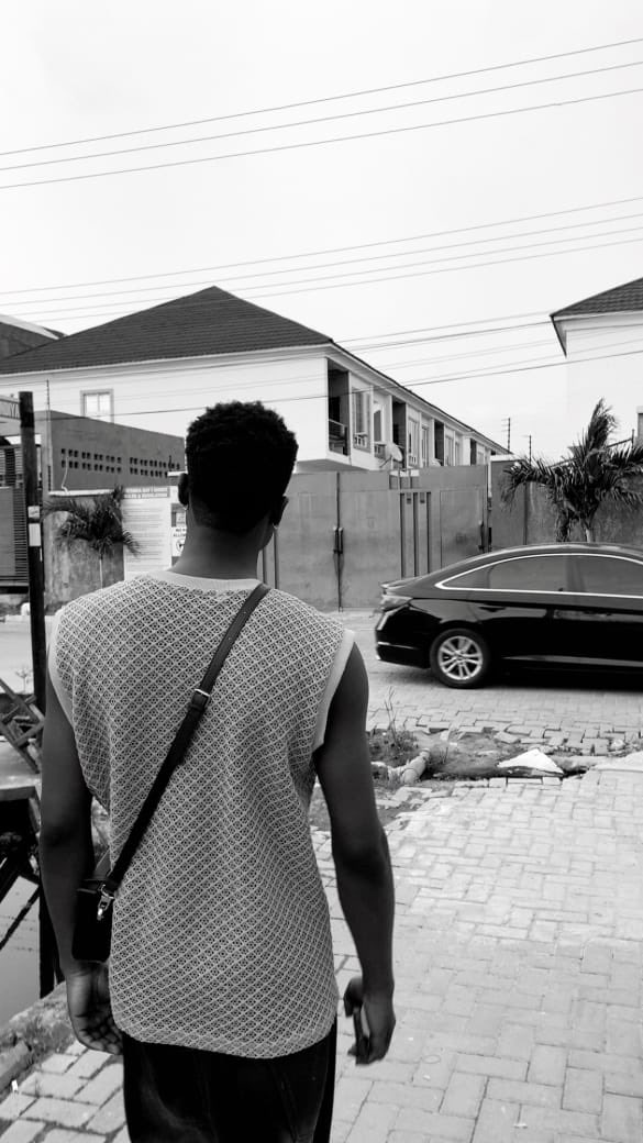 Phake_Coded's tweet photo. Leave it to God he go run am 
#phakecoded #Roadphakecoded #street103🚸 #Travelers🚸 https://t.co/sUYcycd7gw