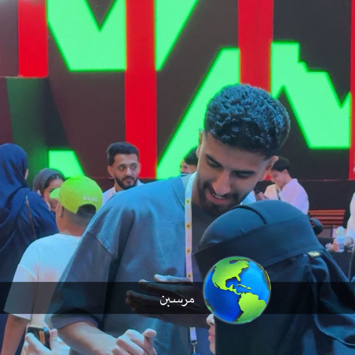 سُلا tweet media