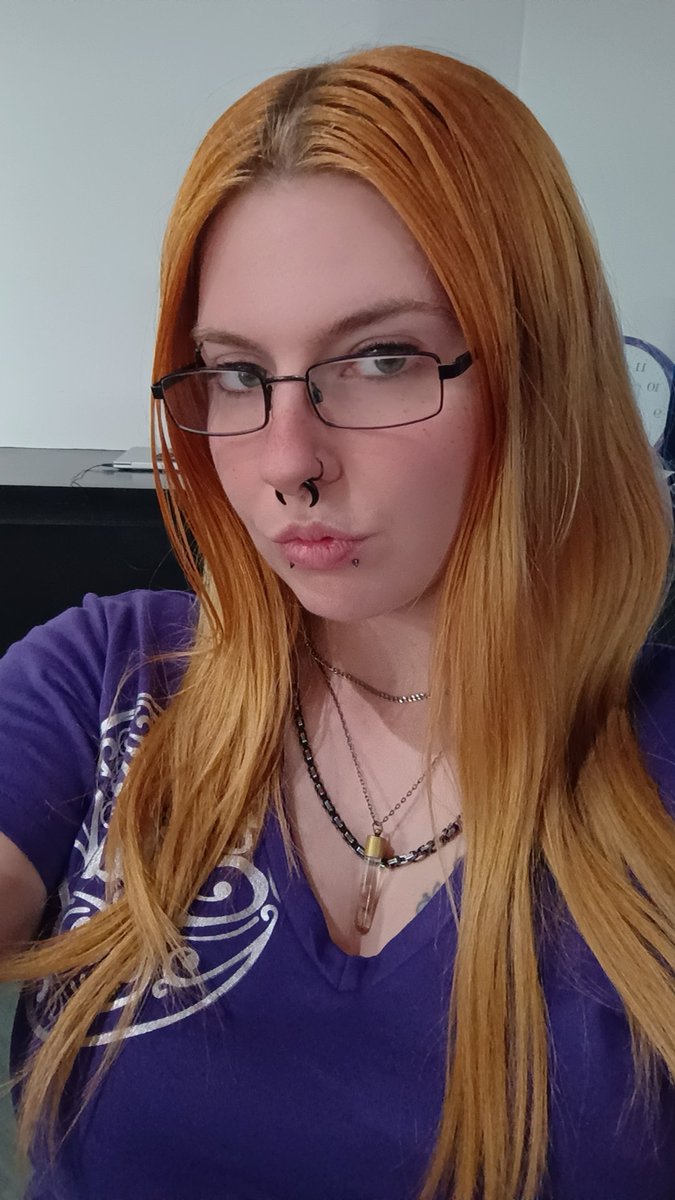 👣😈Mistress Twyla😈👣 tweet media