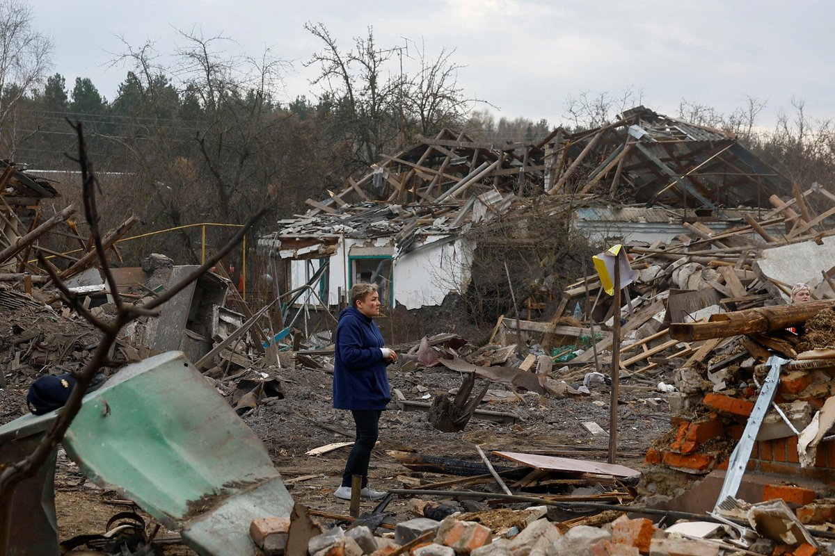 Le Parisien tweet media