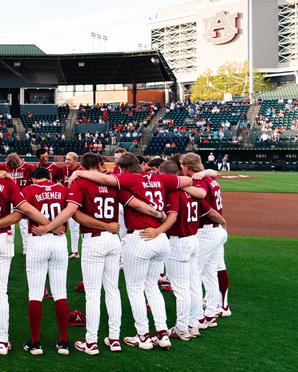 NCAA Baseball tweet media