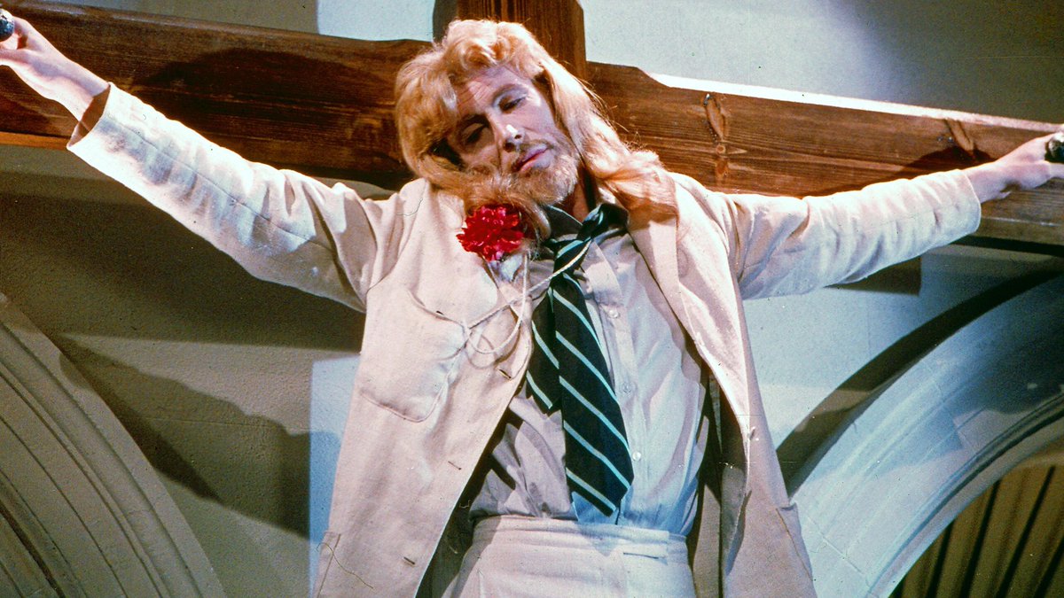 The Pale Autumn Moon tweet media