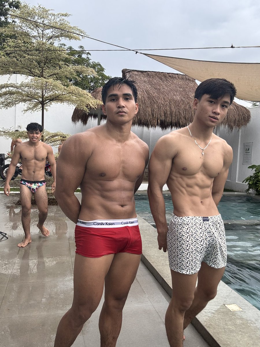 Kamatcho_Hunk tweet media