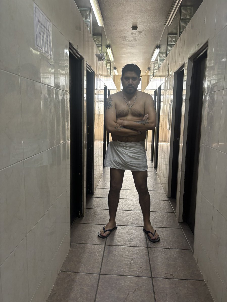 el dj de méxico 🔥HENRY tweet media