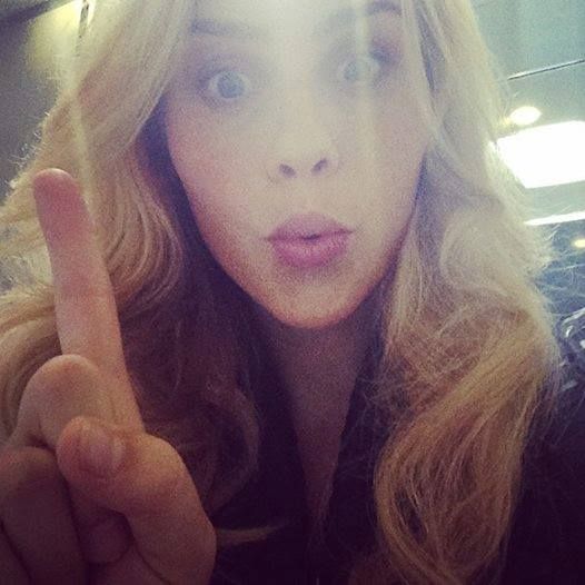 busy woman tweet media