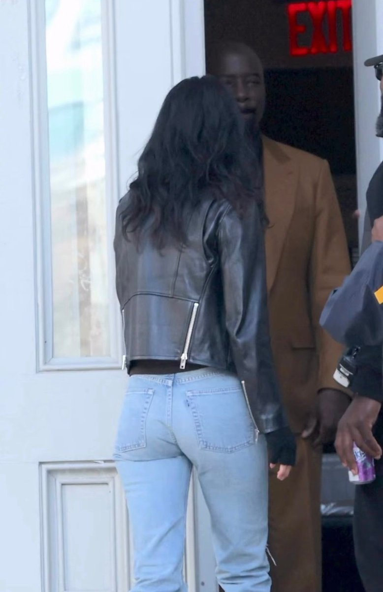 jurídico jessica jones tweet media