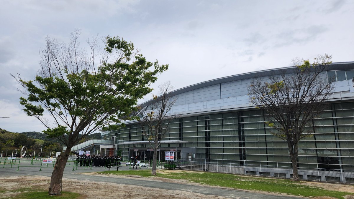 赤ジャージ tweet media