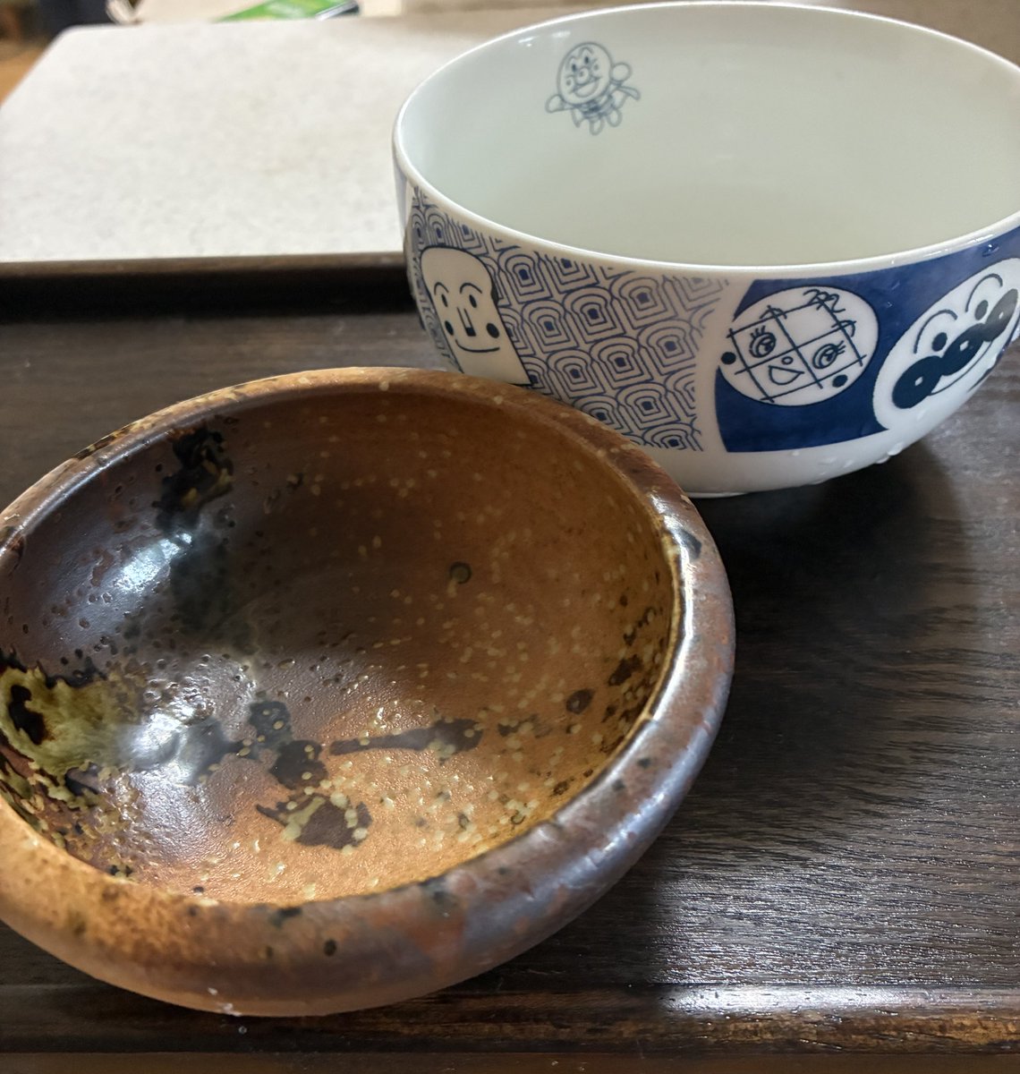 そうだ うれしいんだ♩ 生きる よろこび♪ たとえ 小鉢の傷がついてても〜🎵
