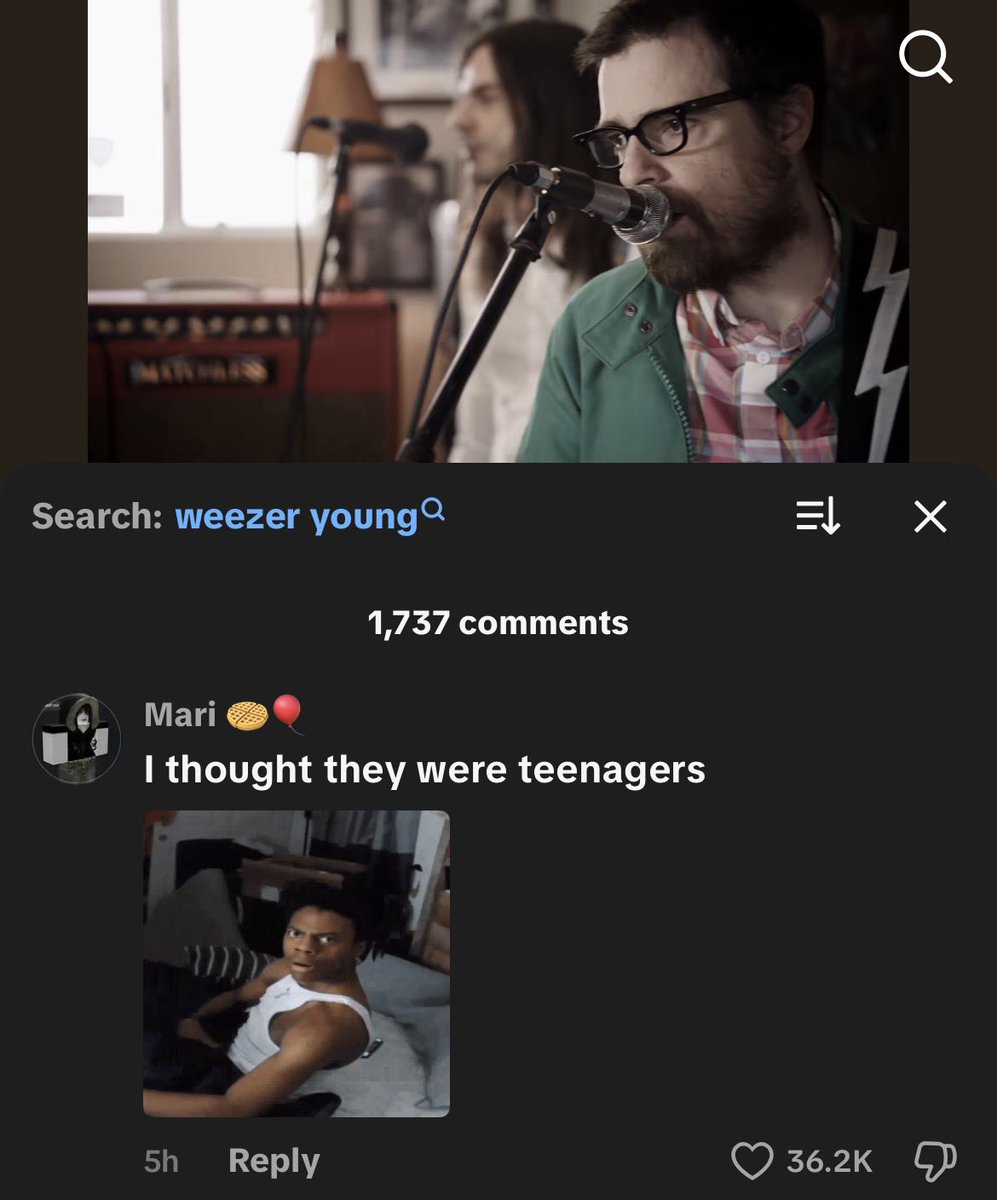 Rivers Cuomo tricolor tweet media