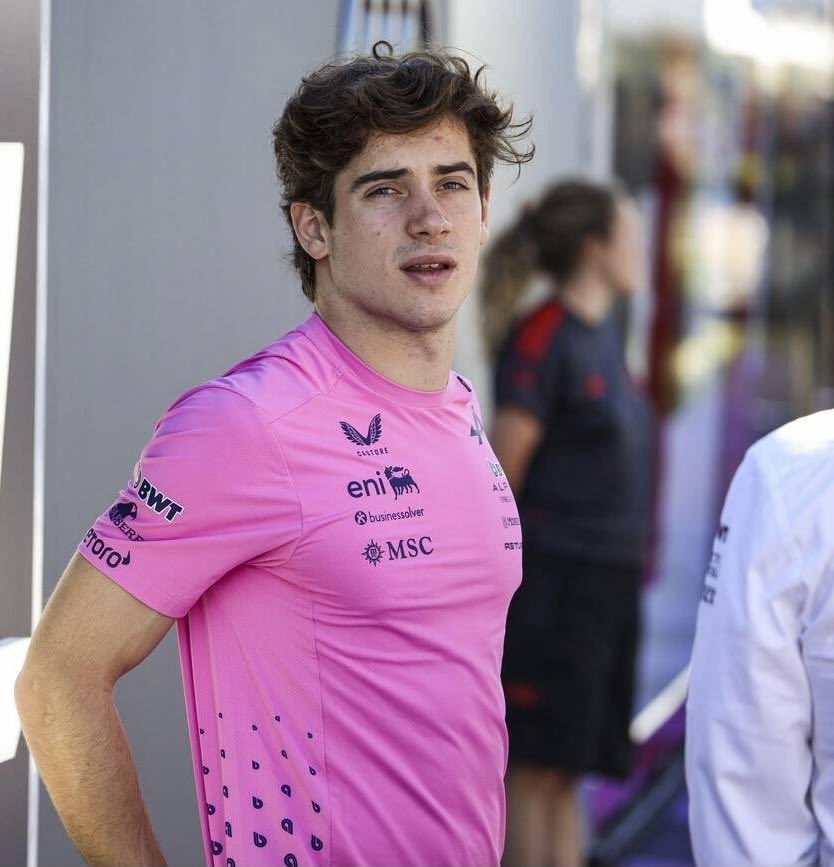 nina⁴³ tweet media