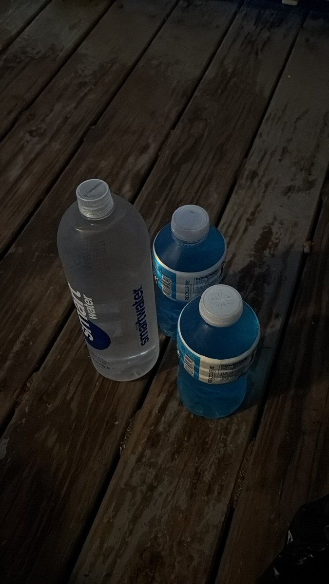 sargeantsniff3r's tweet image. Decided to get my hangover cure before I had 16 beers and a skull pounding headache. #Drinkresponsibly #courtsideremedy