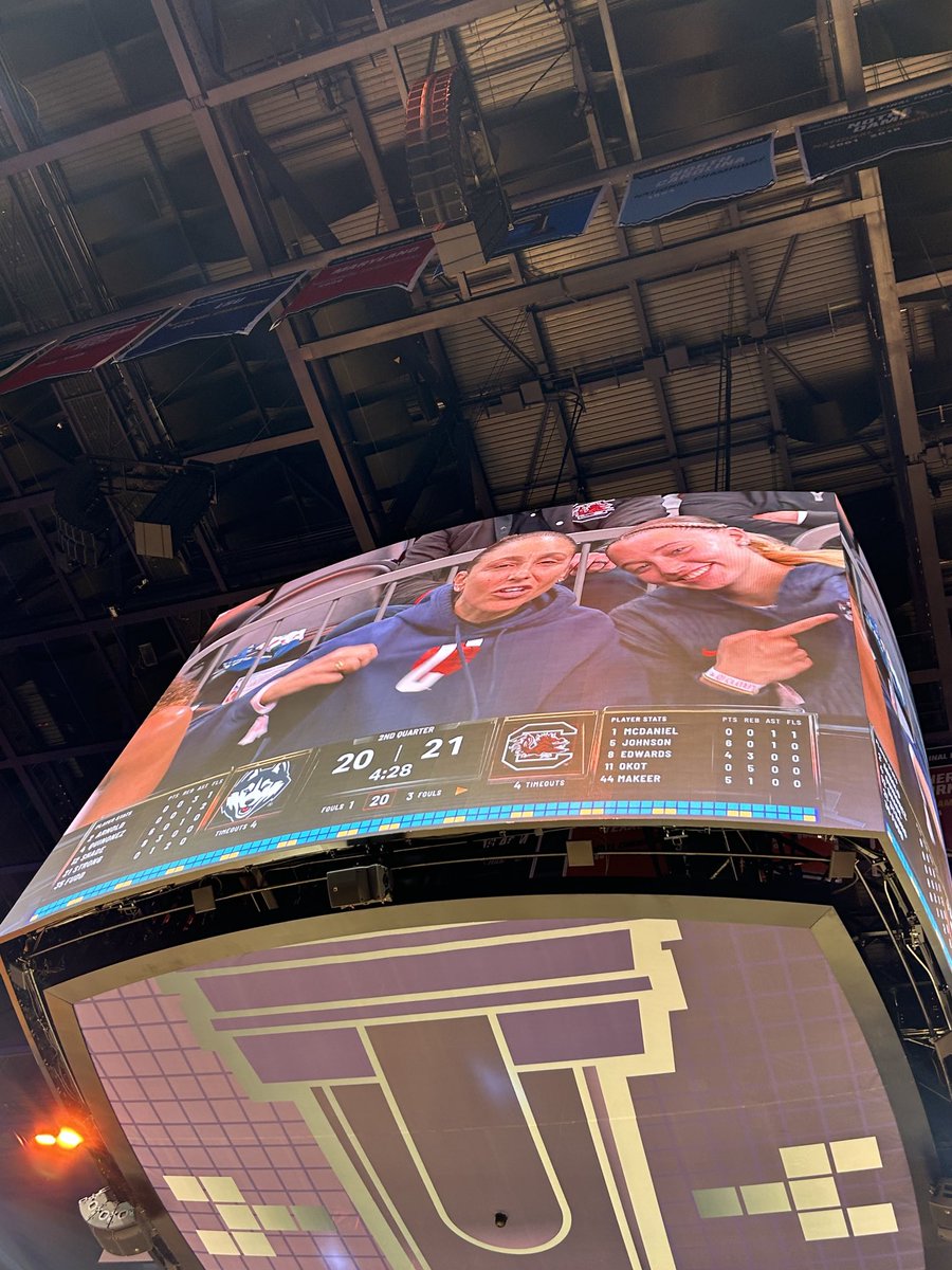 Alexa Philippou tweet media