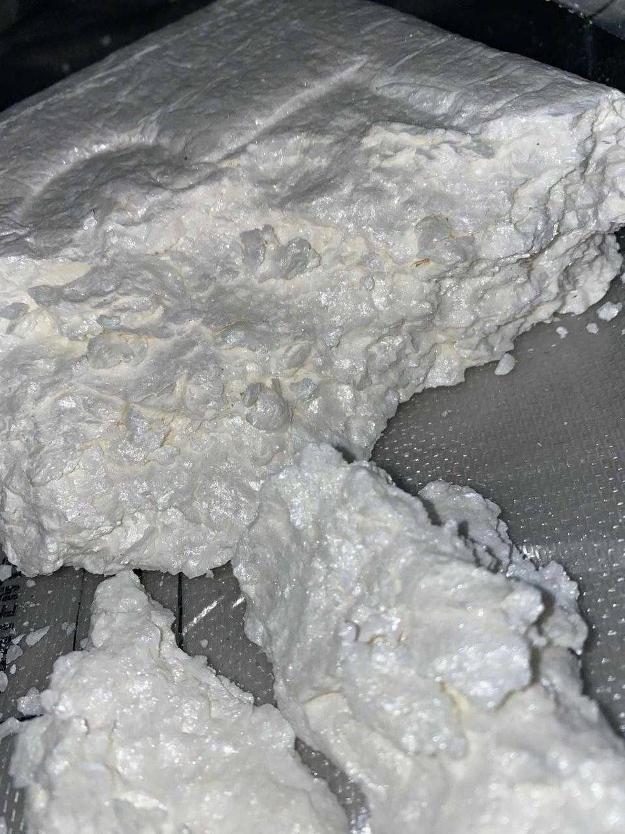 Flensburg_drugs's tweet photo. #Munich 
#coke❄️❄️ https://t.co/Jy62V9NCsR