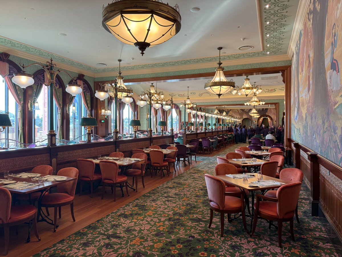 ディズニーワールドファン.JP tweet media