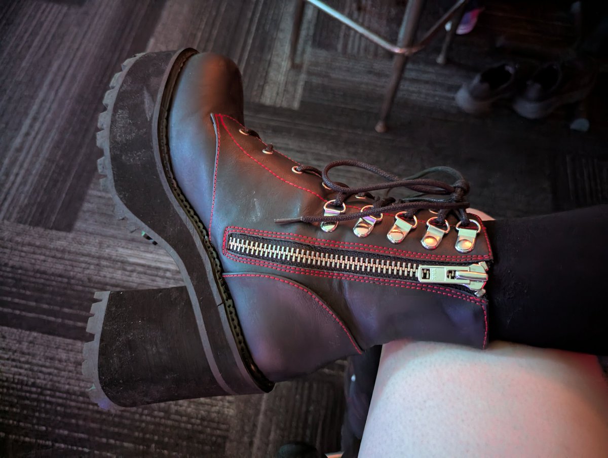 CapedStrawberry 🍓🏳️⚧️ tweet media