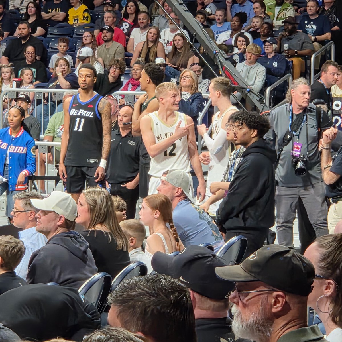 Paint's Painter tweet media