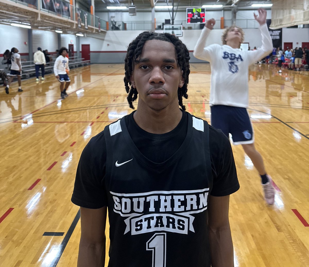 hoopseen's tweet image. Southern Stars Elite pulled out a 59-32 win over HoopGwinnett 316 (HSA). Isiah Sloan and Trey Neal were a solid duo in the win. Both guards were tough covers one on one and knocked down a couple threes.  #MainEvent