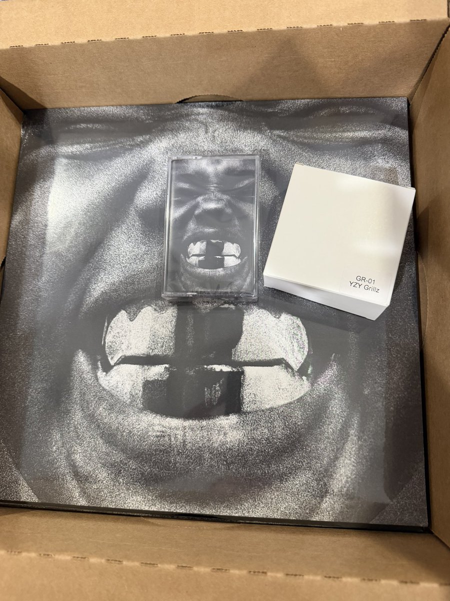 anthonYe⛷ tweet media