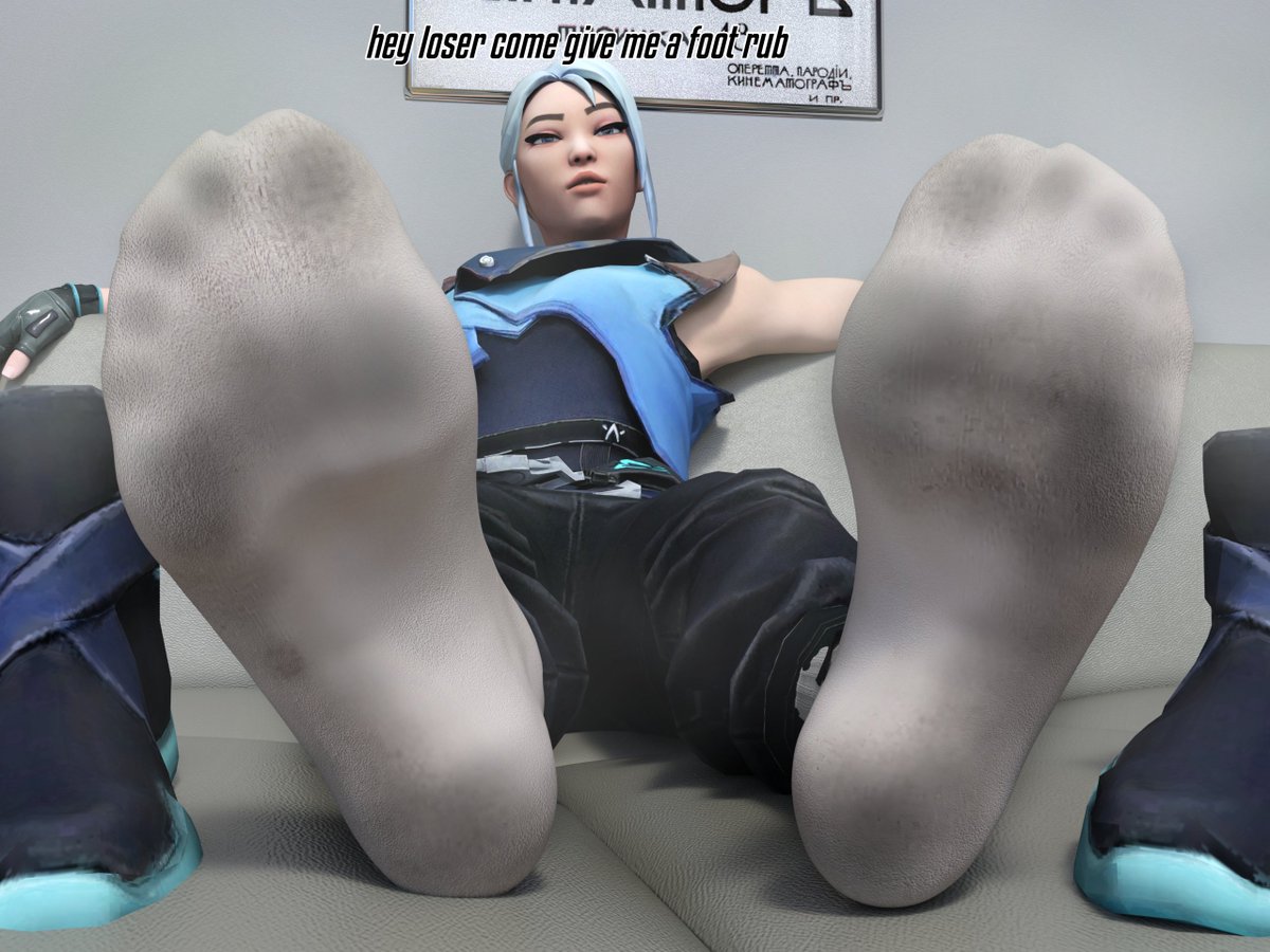 BelowFeet tweet media