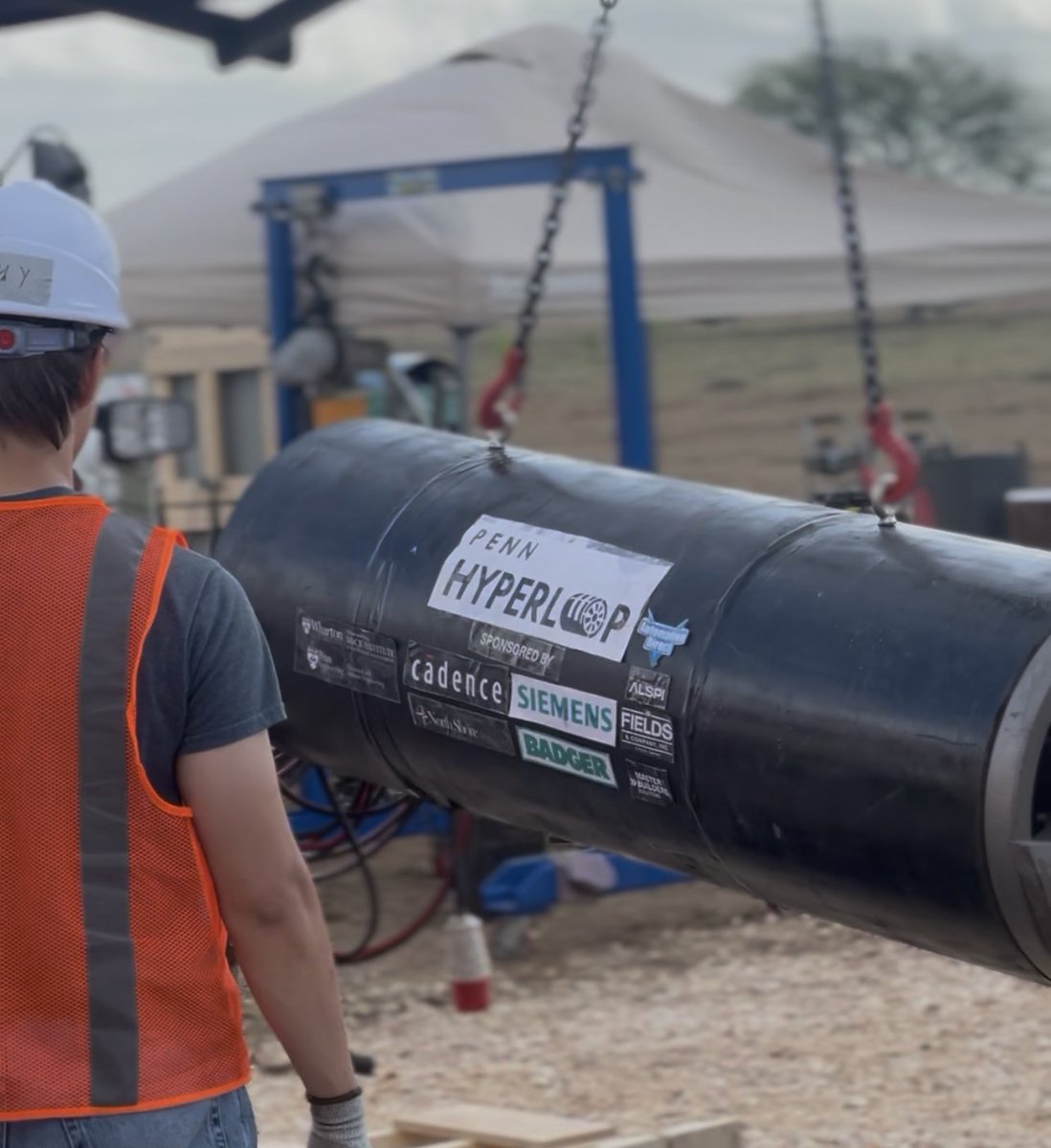 Penn Hyperloop tweet media