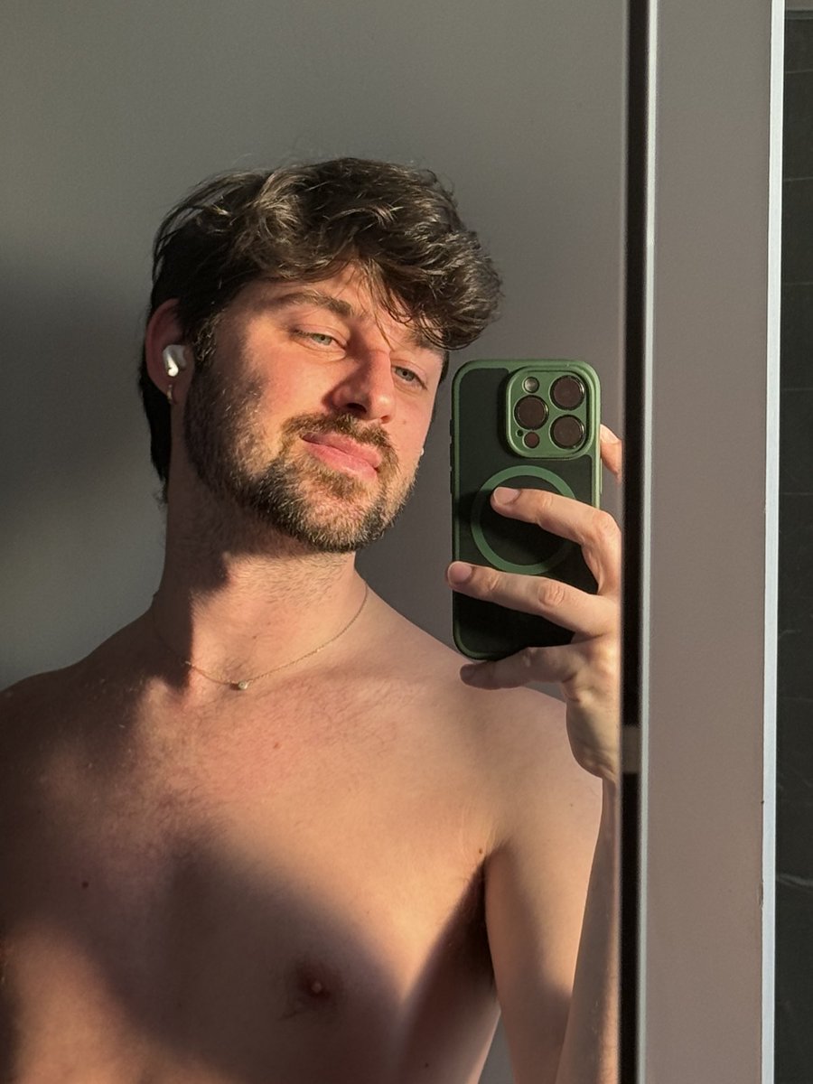 Daulty :) tweet media