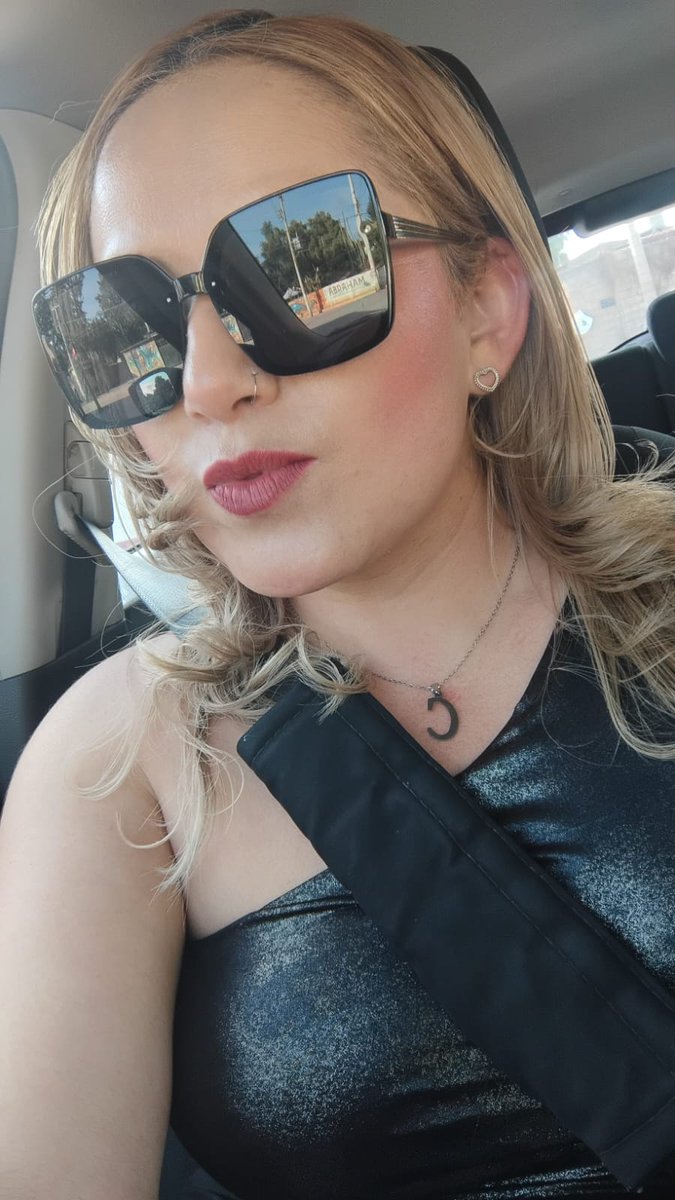 crisykar tweet media