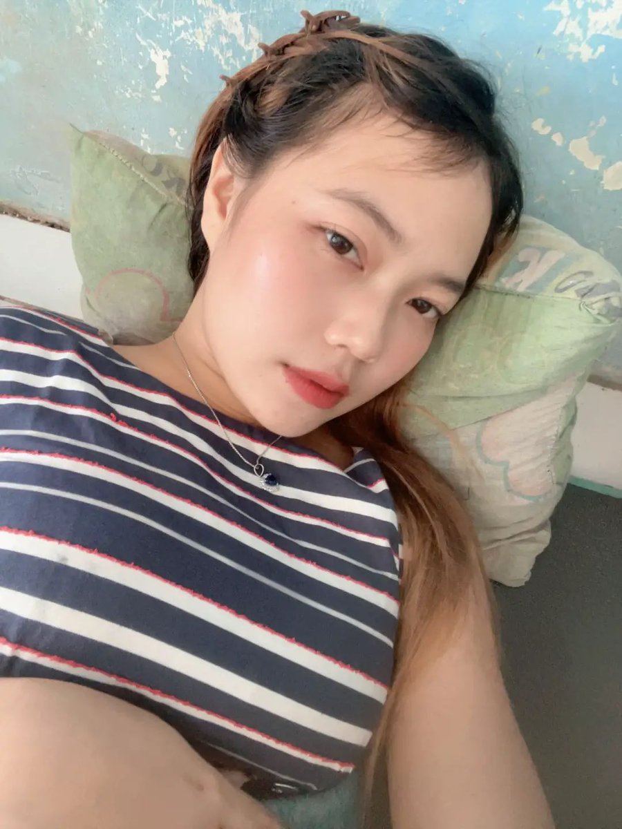 Desy syr tweet media