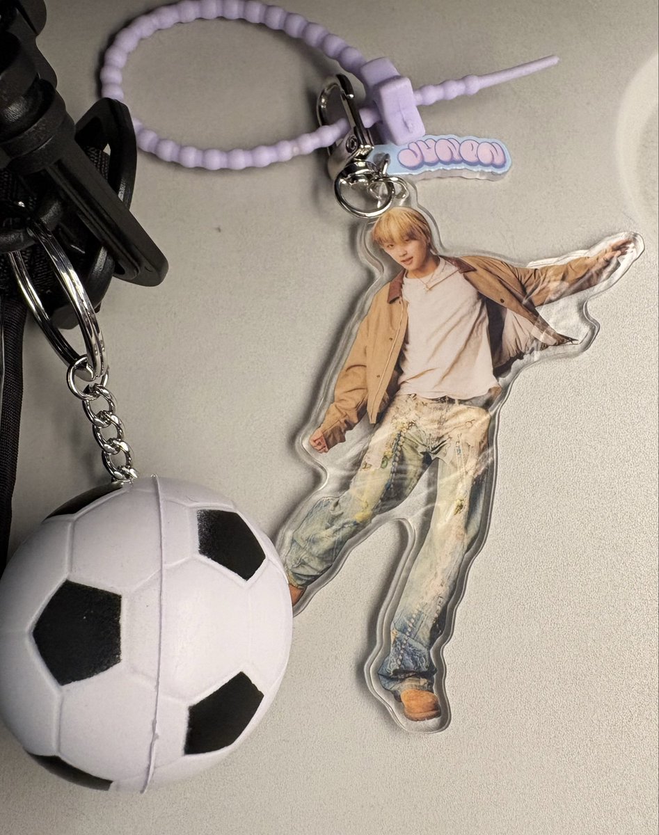 あ〜こ tweet media