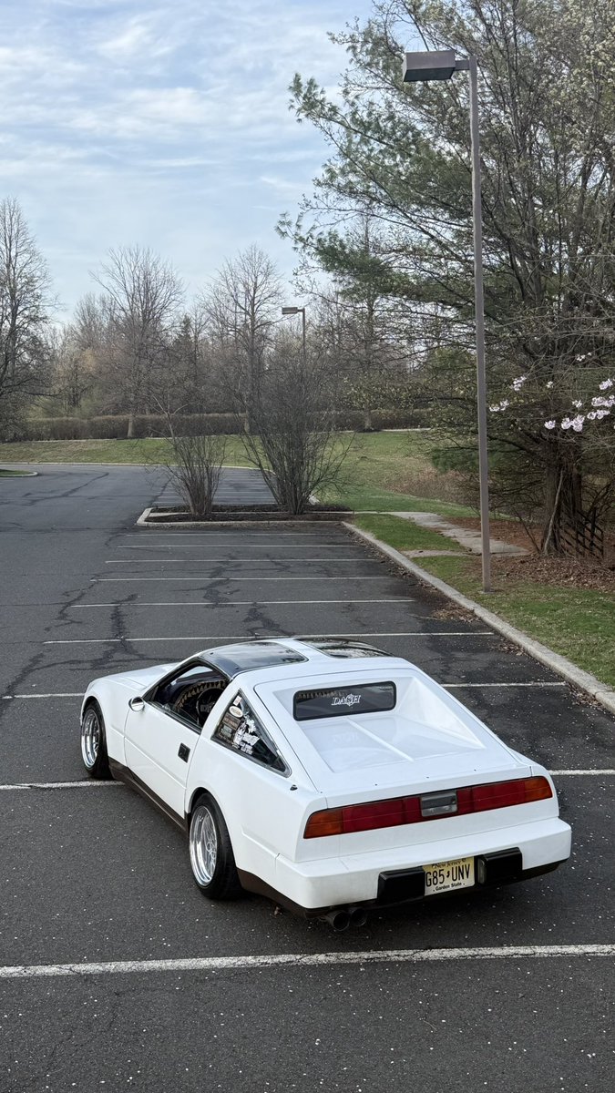 nissanabuser's tweet photo. da cherry https://t.co/GNxyMD2OxZ