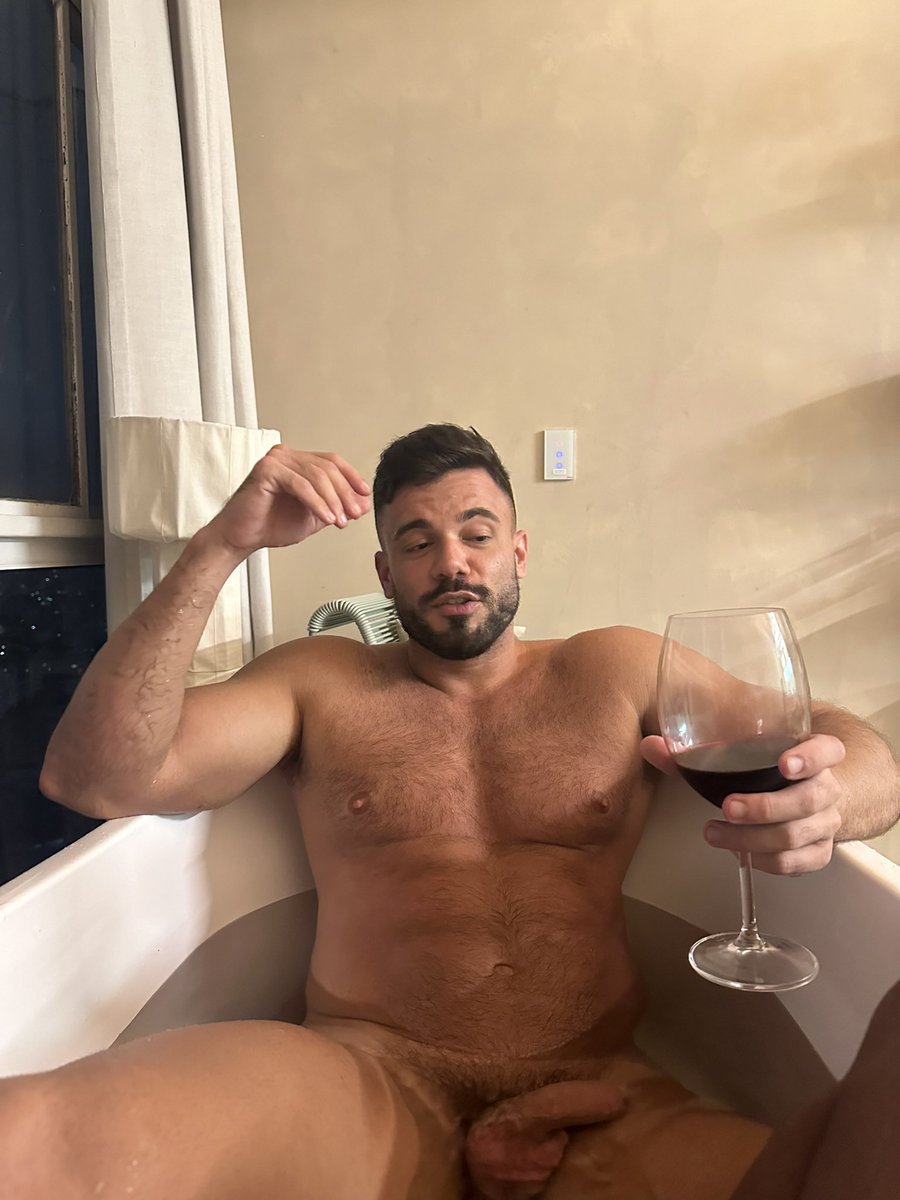 Mr. Big Peach 🍑 tweet media