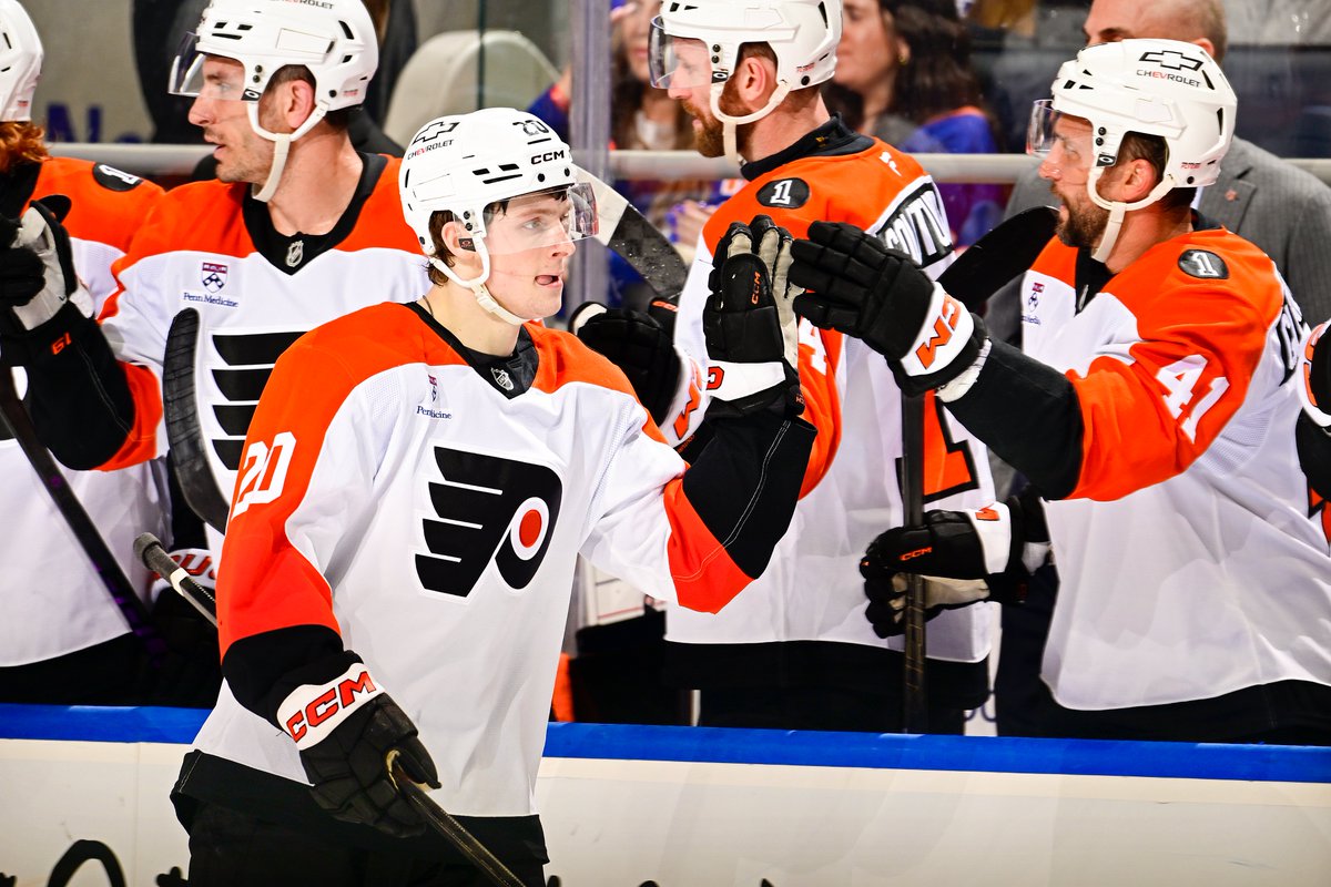 NHLFlyers's tweet photo. Starting the second period in New York with a 2-0 lead and a 12-2 shot advantage.

📺: @NBCSPhilly
📻: @933WMMR

#PHIvsNYI | #LetsGoFlyers https://t.co/uCqipP4NhE