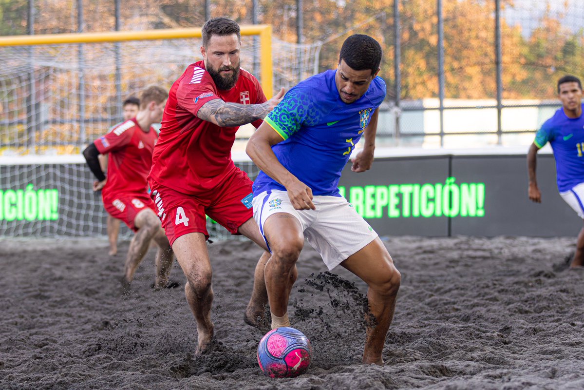 La Selecta tweet media