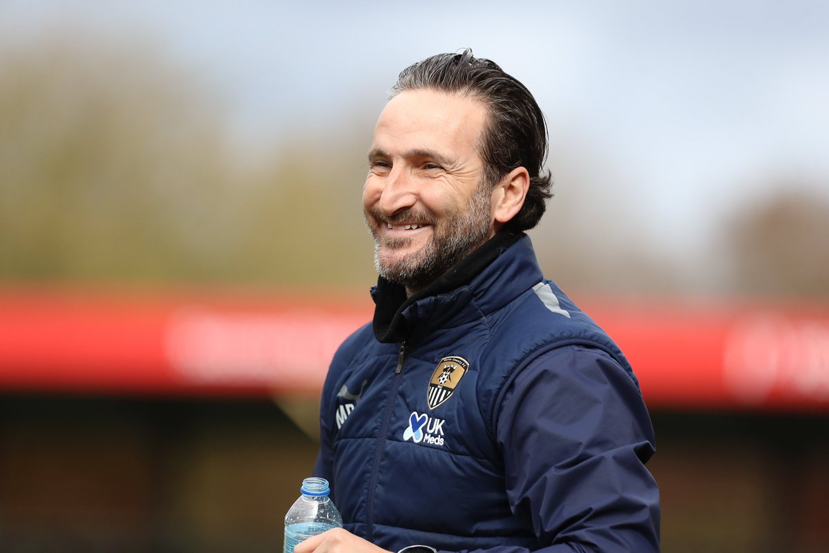 DanWestwell's tweet image. Typical #Notts. I finally manage to get some nice pics of the gaffer smiling and they go and lose!