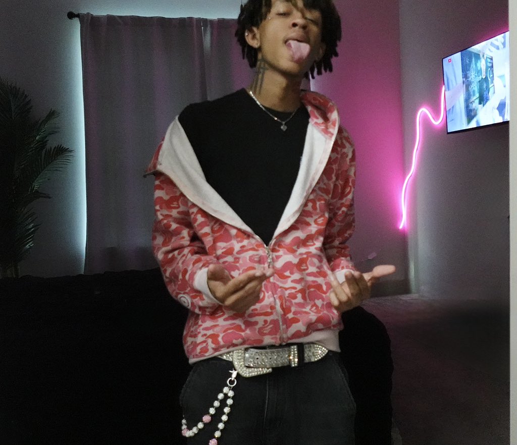 jhaylucci's tweet image. snapped this on a RETROSTYLE pro cam 🐍💕

Ig: jhaylucci #mlm #clt