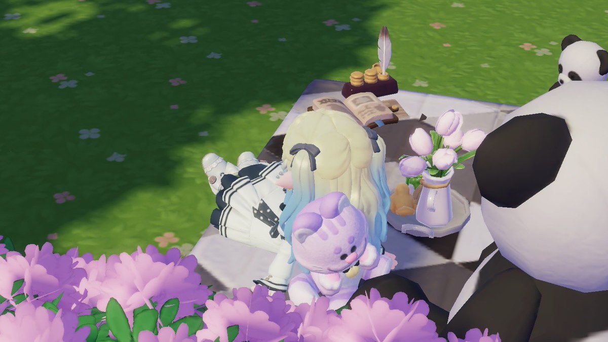 むちこ tweet media