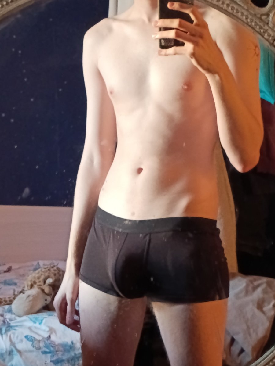 aticolutic @ tweet media