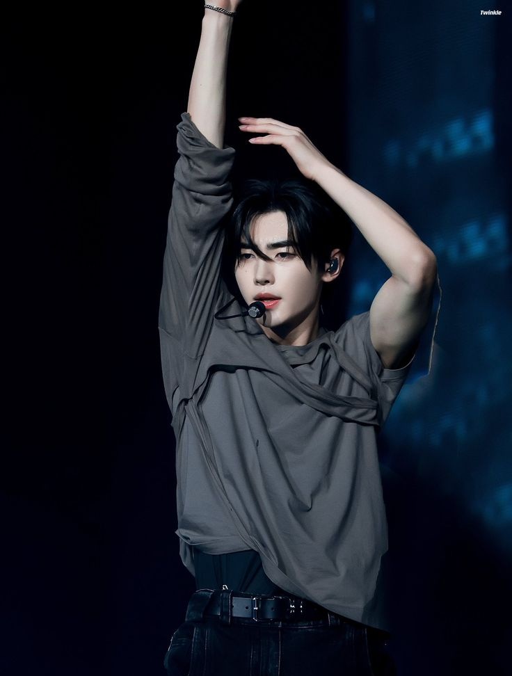 blue. 🦋 tweet media