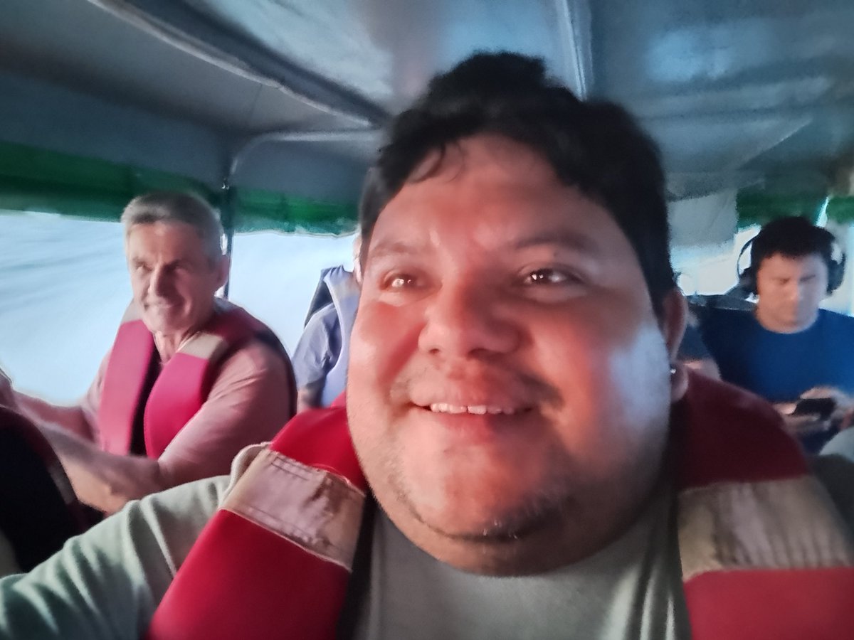 A caminho da TI Vale do Javari com o companheiro Silvio Cavucens.