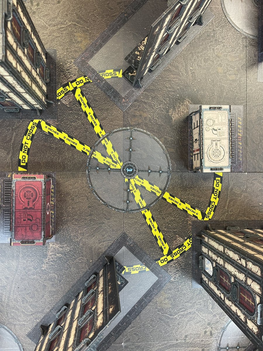 KFBウォーハンマー部 tweet media