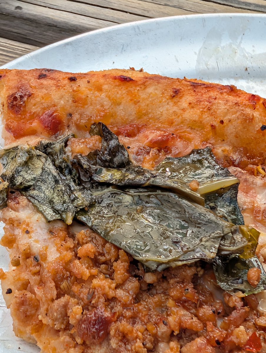 Add this to the pizza discussion on <a href="/TCEonSGPN/">The College Experience</a>   Collard greens on pizza in Dallas,TX.  <a href="/TheColbyD/">Colby Dant</a> <a href="/NoahB77_/">Noah Bieniek (Bee-Nick)</a> <a href="/Moneyline_Mac/">Ryan McIntyre</a>  Not something I had ever thought about on a pizza.
