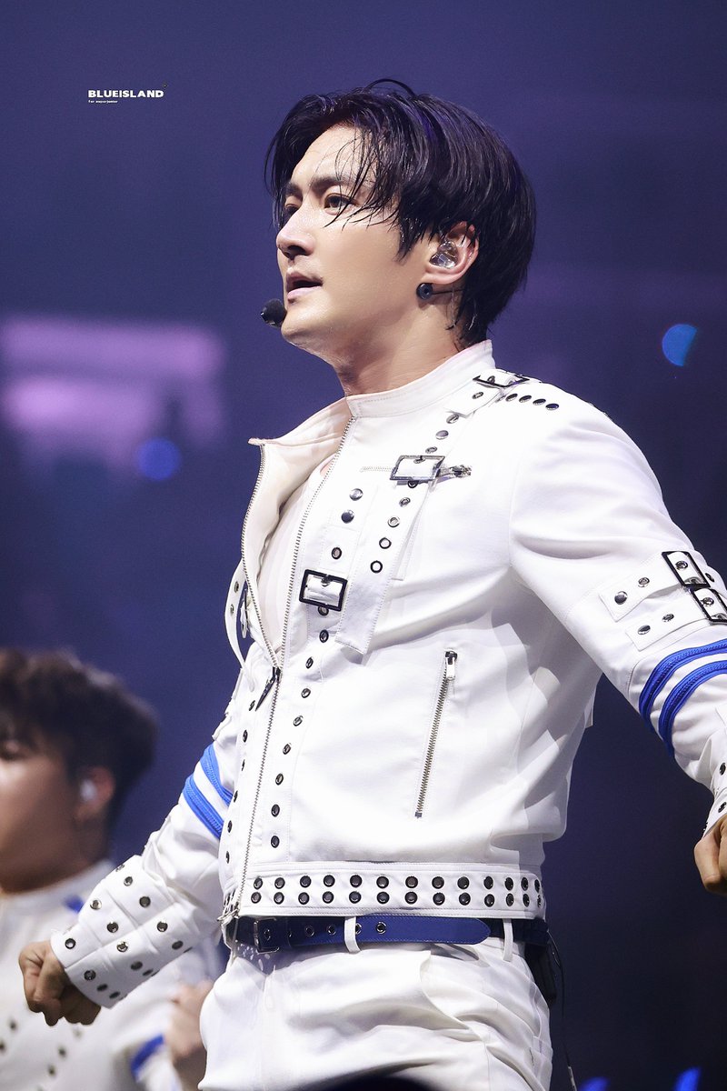 BLUE_ISLAND9 tweet media