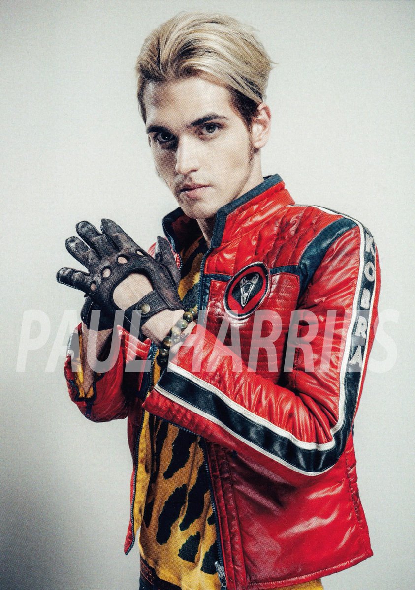 FrnkIero Source tweet media