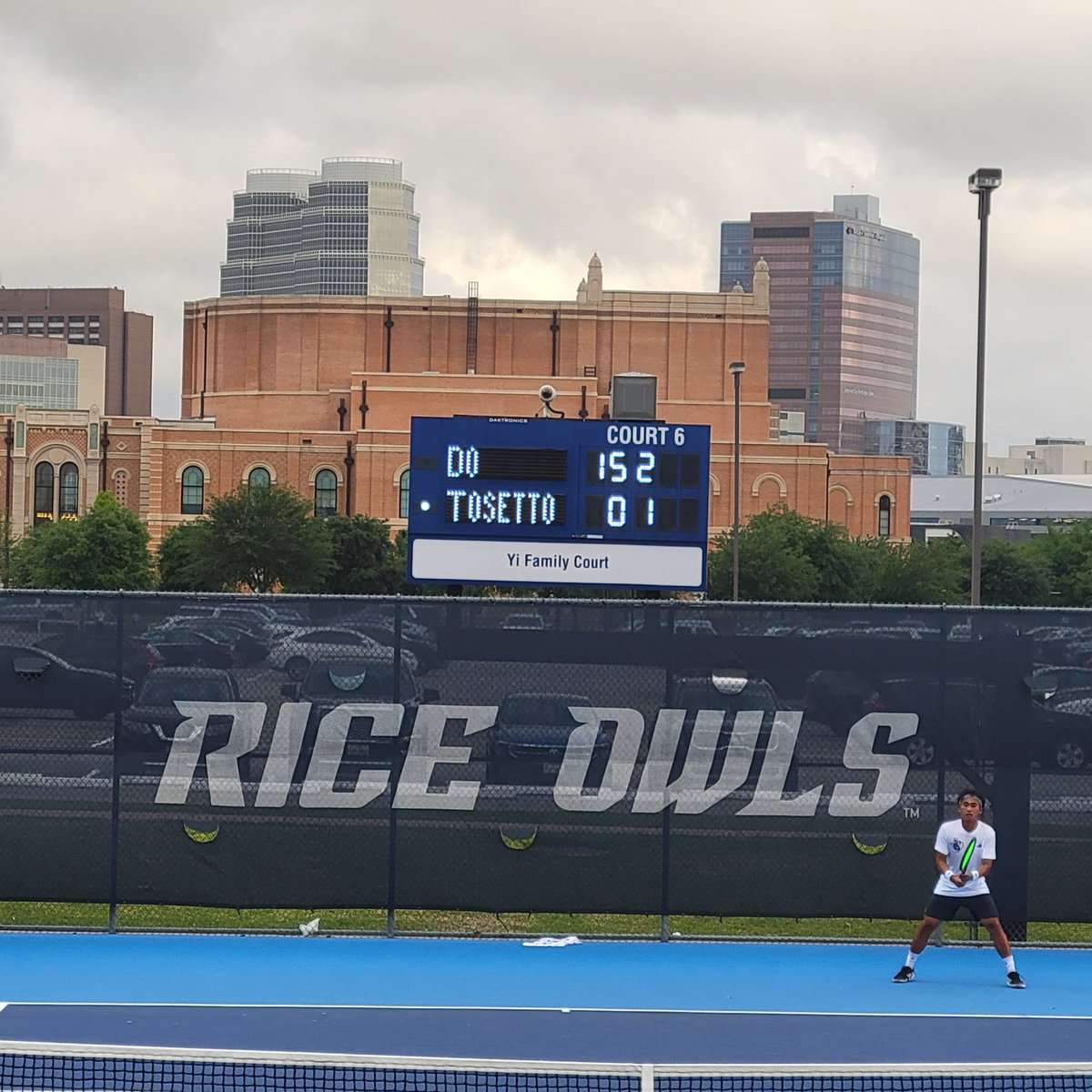 DrDJackson4's tweet image. What a great day watching my favorite tennis player, Noey Do, @RiceTennisM !
Fort Bend alumni continuing to strive for greatness!
#greatday 
#tennis 
@FBISDAthletics