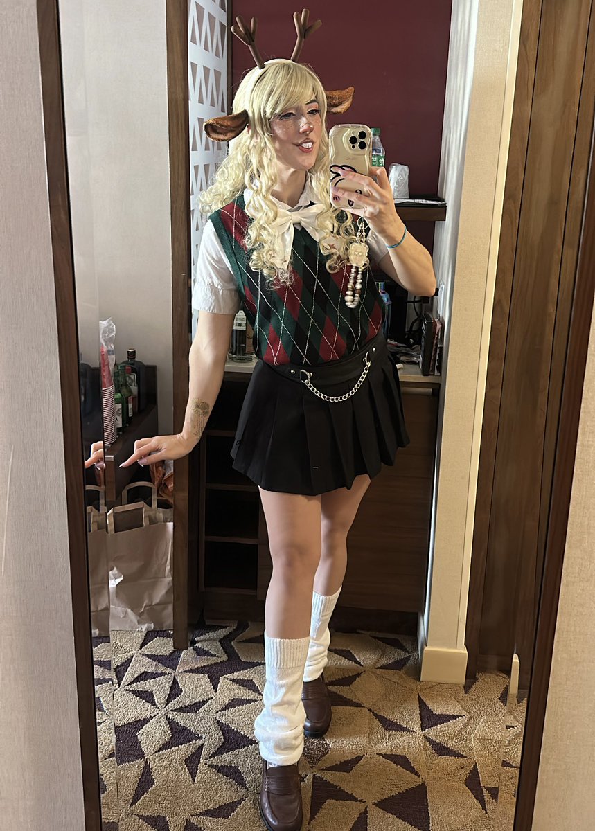 🦋🌱 Caitlin 🌱🦋 🔜 Sakura Con tweet media