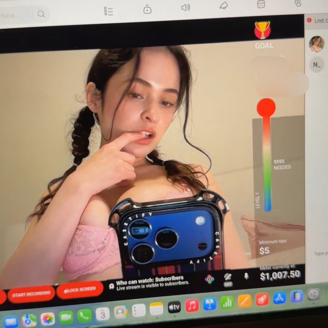 princess alex tweet media