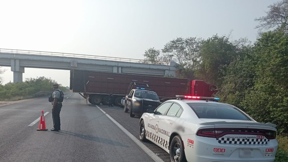 Guardia Nacional Carreteras tweet media