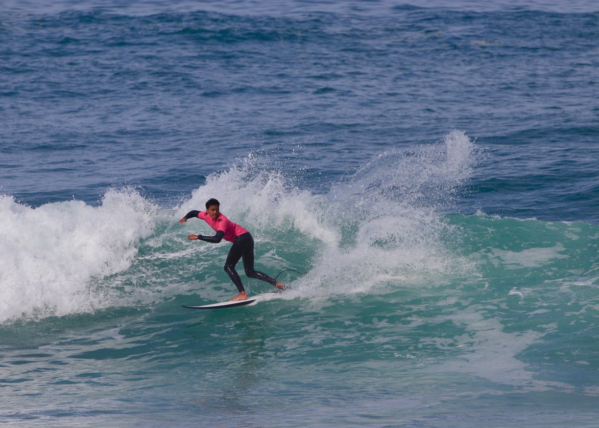 Surfing New Zealand tweet media
